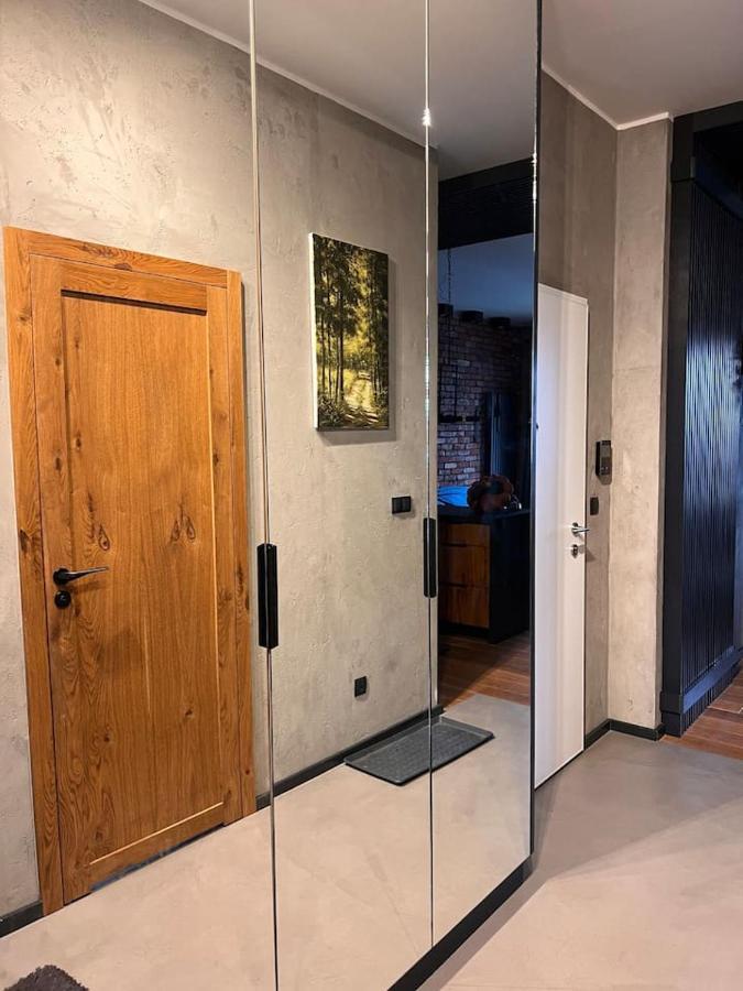 Lake Park Apartament With Free Parking Airport Netflix Apartment Varşovia Exterior foto