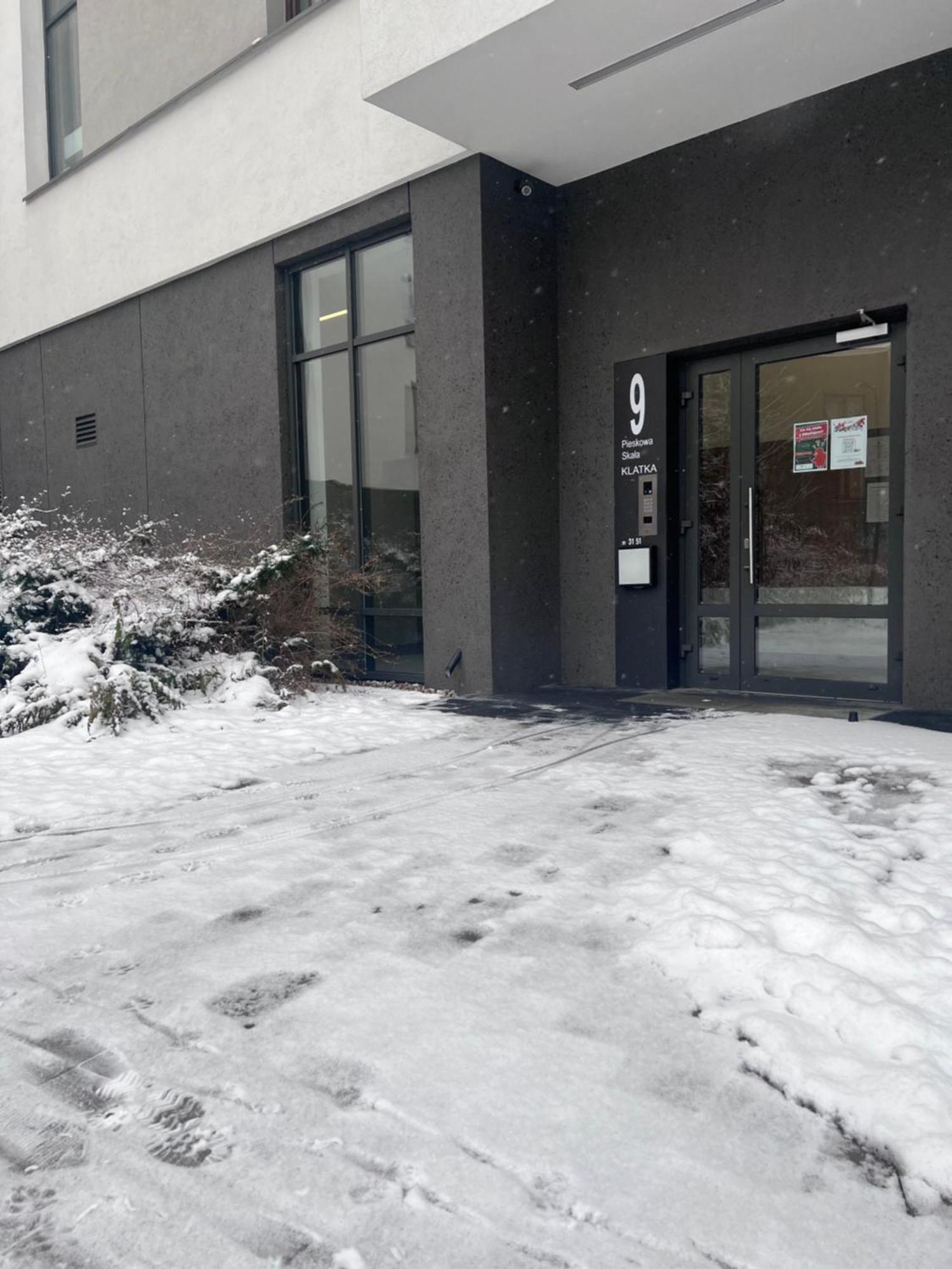 Lake Park Apartament With Free Parking Airport Netflix Apartment Varşovia Exterior foto