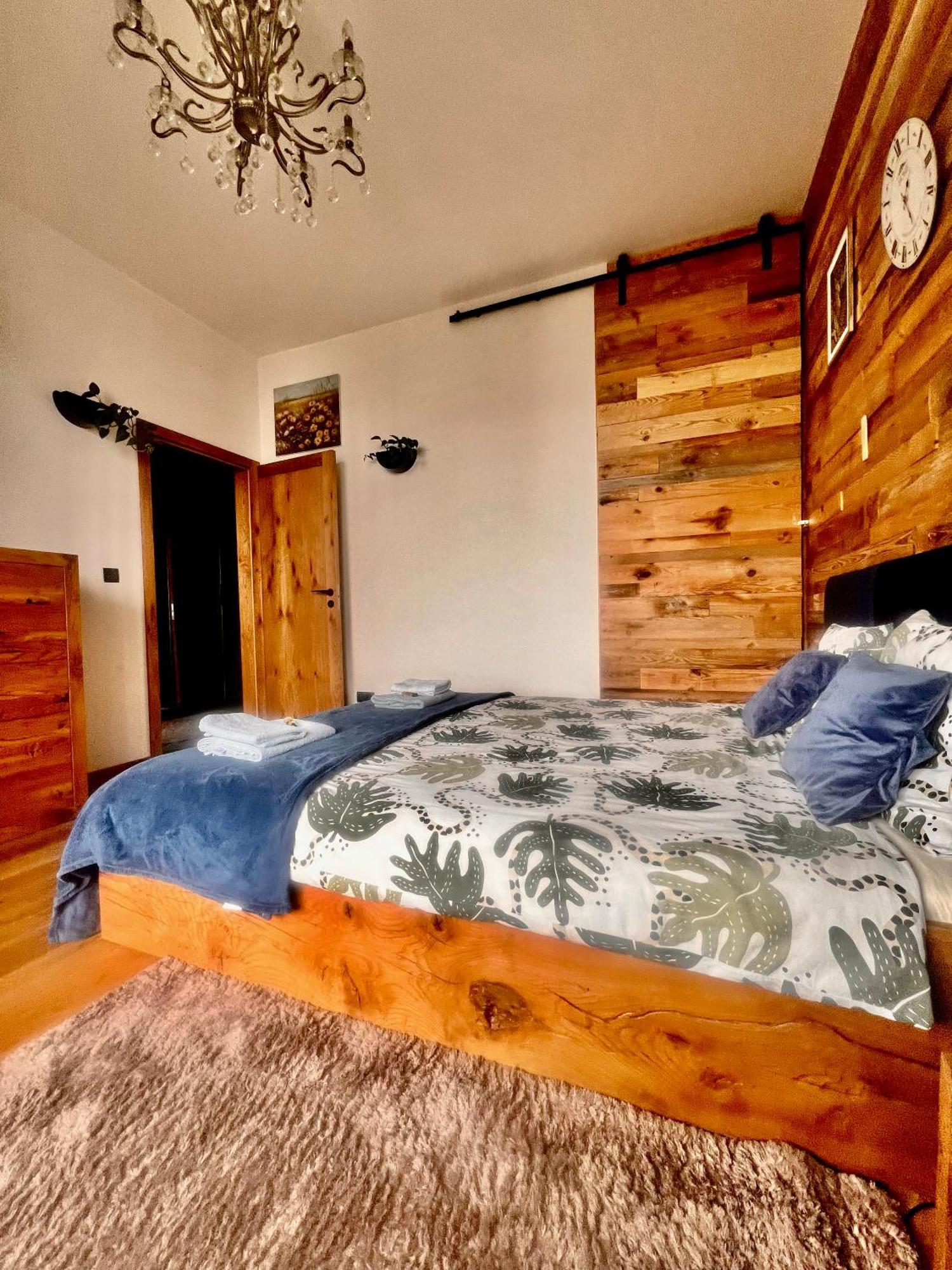 Lake Park Apartament With Free Parking Airport Netflix Apartment Varşovia Exterior foto